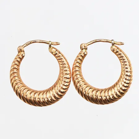 Ett par örhängen, 17,5x18,7mm, bredd: 3,8mm, 18K Vikt: 1,5 g