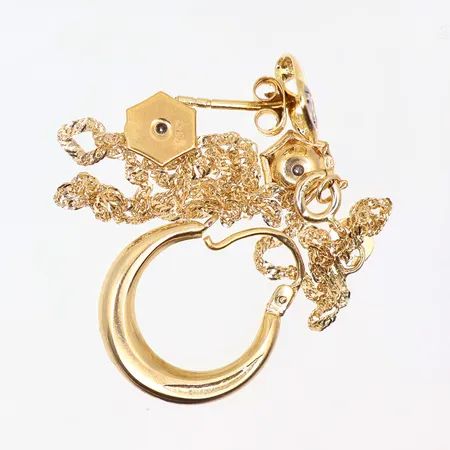 Diverse guld defekt, stenar, udda, 18K, Vikt: 2,6 g