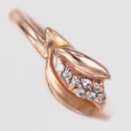 Ring vita stenar ca stl:16¼ defekt buckligt 14K Vikt: 2,7 g