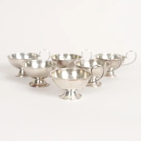 6st Punschkoppar, höjd 55mm, bucklor, silver 830/1000 Vikt: 193,1 g