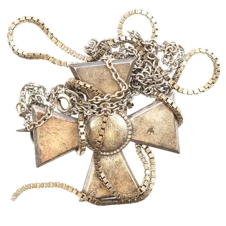 Diverse silversmycken, defekter/gravyrer, 830-925/1000 silver Vikt: 13,4 g
