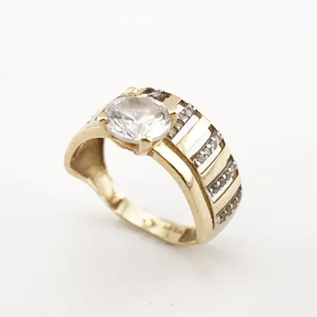 Ring med stenar, stl:17 (53), 14K, 2,7gr Vikt: 2,7 g