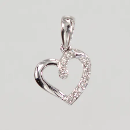 Hänge hjärta, 8/8lipade diamanter 13x 0,005ct, ca 10 x 15mm, vitguld GHA 18K Vikt: 0,7 g