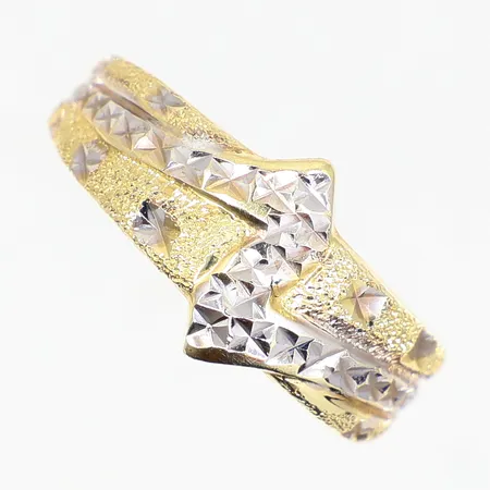 Ring mönstrad, stl: 18¼, bredd: 3,5-10mm, tvåfärgad, 14K, Vikt: 2,6 g