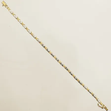 Armband med diamanter 20xca0,02ct, längd 19cm bredd 3,4mm vitgulds detaljer 18K Vikt: 11,9 g