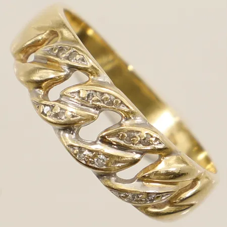 Ring med 8/8-slipade diamanter 12x0,005ct stl:18½ bredd 3,1mm 14K Vikt: 4 g