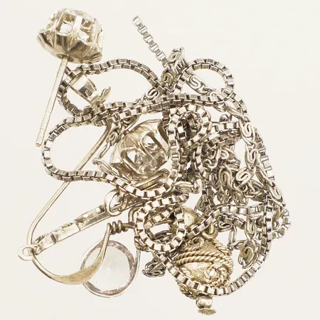 Diverse silver defekt silver 925/1000 Vikt: 8,6 g