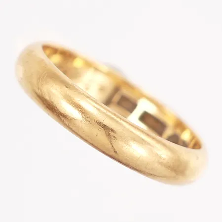 Ring slät stl:18 bredd: 3mm, gravyr, 18K Vikt: 4,7 g