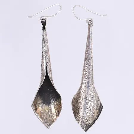 Ett par örhängen ca 83x19mm silver 925/1000  Vikt: 17 g