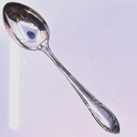12 skedar modell Slottsbarock längd 11 cm silver 830/1000. Vikt: 169,6 g