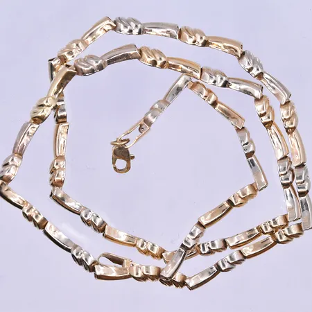 Collier längd 47 cm bredd 6 mm 21K. Vikt: 18,1 g