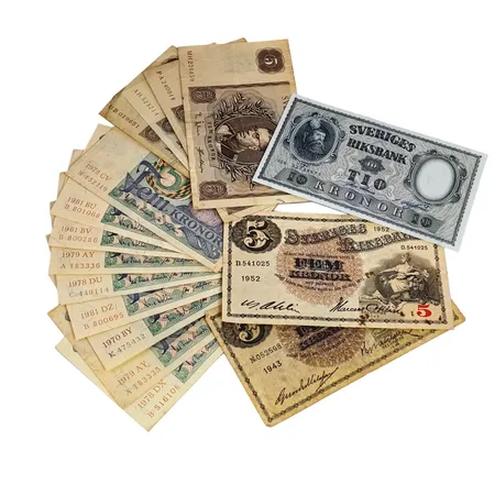 Sedlar Sverige totalt 85 Kronor, bl.a. 5 kronor 1943 & 1952, varierande kvalitet, många ocirkulerade