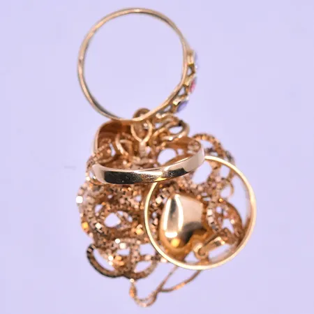 Diverse guld 18K. Vikt: 10,2 g