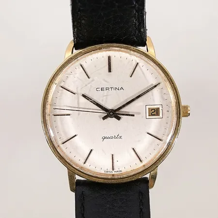 Herrur Certina Ø33mm 18k med gravyr går ej batteribyte krävs 