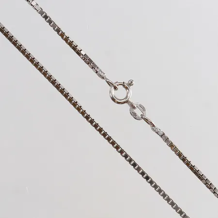 Kedja Venezia längd 41,5cm bredd 1,4mm Silver 925/1000. Vikt: 5,5 g