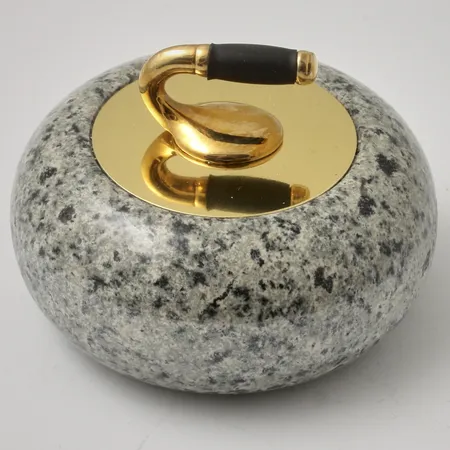  Mini Curling sten Ailsa Craig granit, handgjord i Scotland, Ø7cm, box, infoblad.