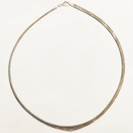Collier halvstelt 43,5cm bredd 4,3-10,5mm GHA oxiderat silver 925/1000  Vikt: 21,3 g