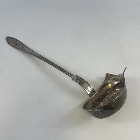 Soppslev i silver, 37cm, modell: Svensk spetsig,830/1000 silver, Vikt: 235 g