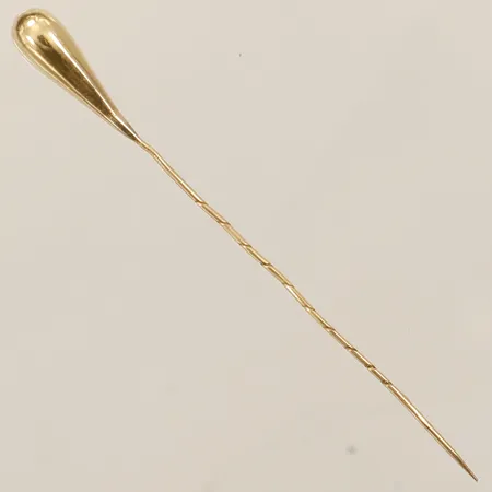 Kravattnål längd 65mm ojämn 18K Vikt: 0,7 g
