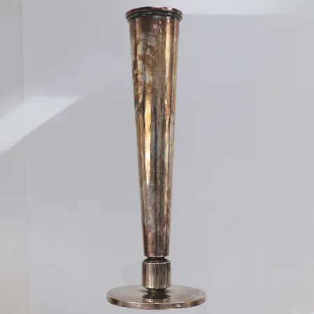 Vas höjd ca 19cm, bård med randdekor, nedåt avsmalnande mot på rund fot, Per Sköld för C.F. Carlman, Stockholm, 1966, slitage, repor, 830/1000 silver Vikt: 138,8 g