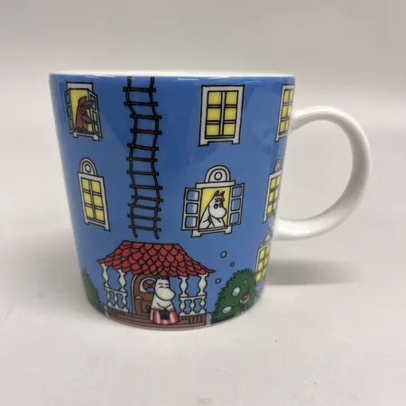 Muminmugg Moominhouse (2015-), Moomin Arabia, höjd 8cm, Ø8cm. Skickas med paket.