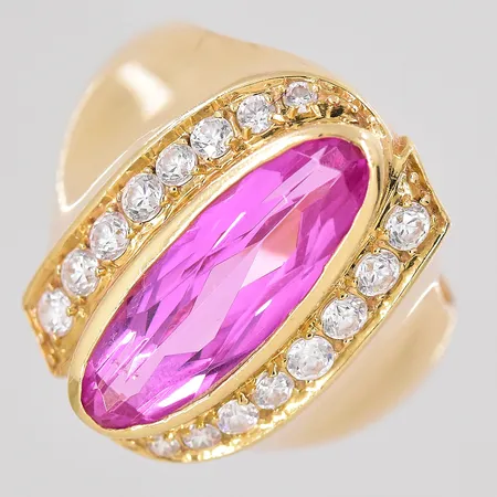 Ring med rosa och vita stenar stl:18 14K Vikt: 8,8 g