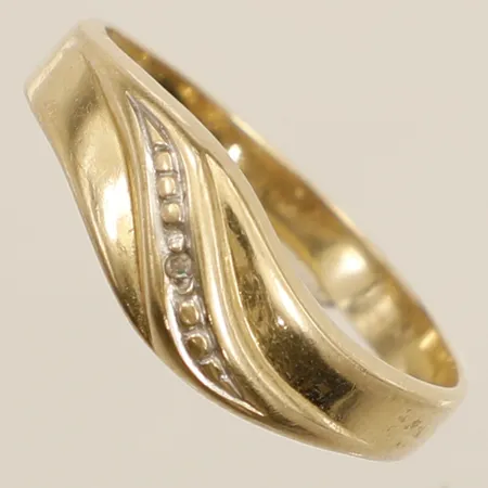 Ring med diamant 0,005ct stl:18 bredd 2,6mm 18K Vikt: 1,8 g