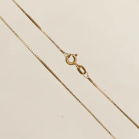 Kedja Venezia längd 35,5cm bredd 0,8mm missfärgad 18K Vikt: 2 g