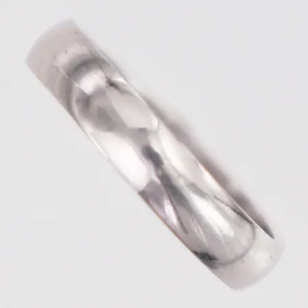 Ring slät stl:18, bredd 4,1mm, ograverad, PCHFB Production AB, 18K Vikt: 5 g