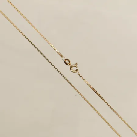 Kedja Venezia längd 38cm bredd 1,2mm 18K Vikt: 4,1 g