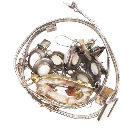 Diverse silversmycken, stenar/defekter, 830-925/1000 Vikt: 80,8 g