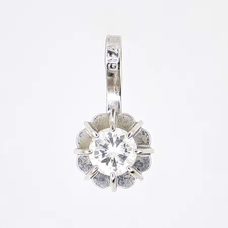 Hänge med diamant 1x0,16ct, längd 12mm, GFAB, vitguld, 18K, Vikt: 0,4 g