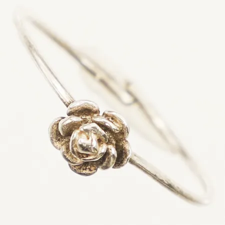 Ring med ros stl:16½ bredd 5,6mm defekt/klippt skena silver  Vikt: 0,5 g