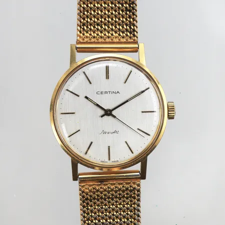 Herrur Certina New Art 18K, 33,5mm, manuell, boettnr: 441.3810.68, gravyr, stålband ej original, repigt glas, box, inta övriga tillbehör