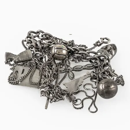 Diverse defekt/graverat silver 33,0g. 