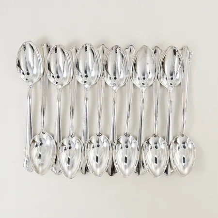 12 Kaffeskedar Chippendale 12cm GAB etui silver 830/1000 Vikt: 170,5 g