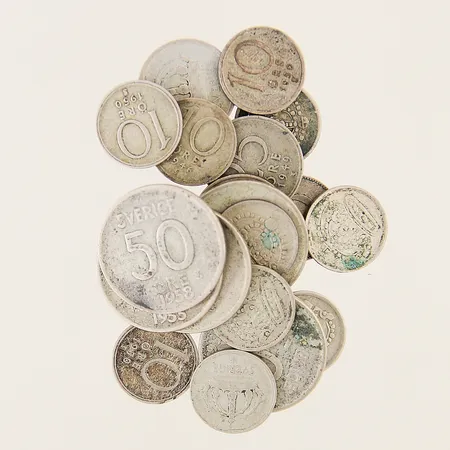 Diverse silvermynt olika valörer/årtal silver 400/1000 Vikt: 48 g