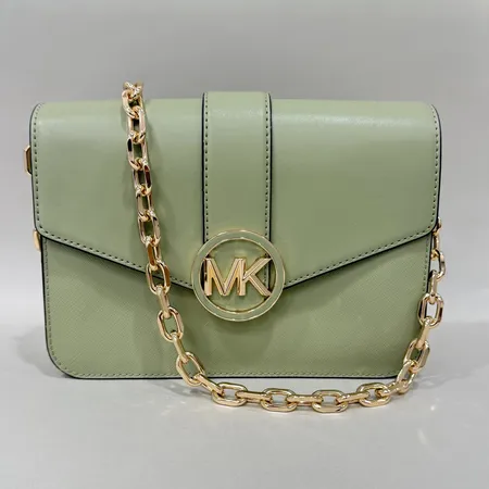 Väska Michael Kors Carmen Medium mått ca 23x16,5x4,5cm beslag i gulmetall läder manual inga övriga tillbehör