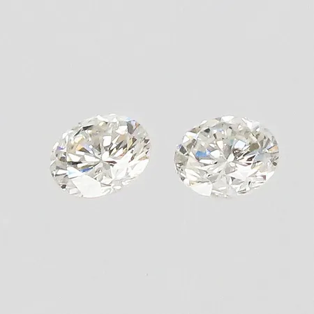 Lösa diamanter ca 2x0,11ct TW/VS