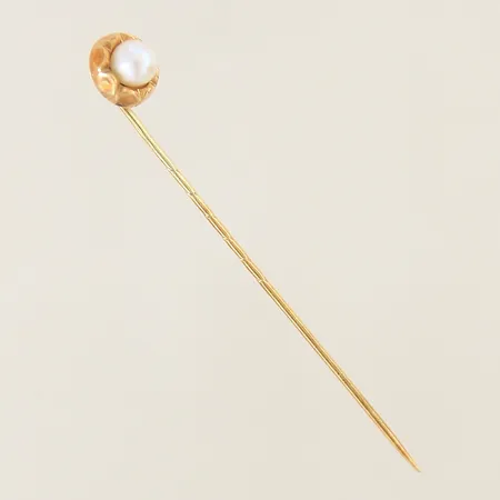 Kravattnål med odlad pärla Ø8mm 18K Vikt: 1,2 g