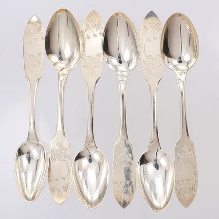 6 Teskedar modell Tornedal 12,8cm, gravyr, 830/1000 silver Vikt: 87,5 g