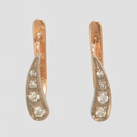 Örhängen med diamanter 2 x ca.0,05ct, 2 x ca.0,04ct, 2 x ca.0,015ct samt 2 x ca.0,01ct, sovjetiska stämplar, tvåfärgade, 14K Vikt: 3,6 g