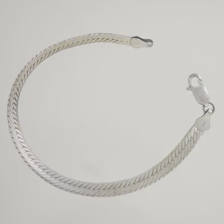 Armband längd 18 cm bredd 6 mm, silver 925/1000 6gr  Vikt: 6 g
