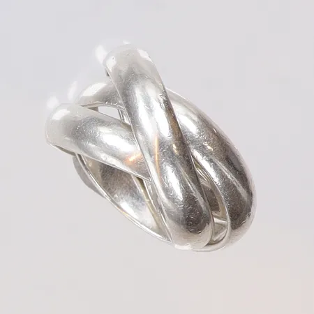 Ring tre delad, stl:19¾, bredd 5mm, 925/1000 silver Vikt: 18,6 g