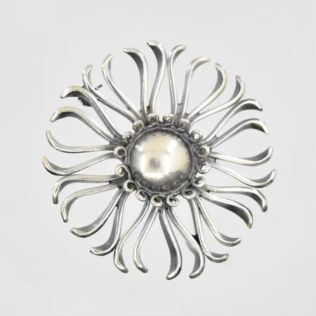 Brosch Ø46mm Gertrud Rengel för A Michelsen B9/1952, silver 925/1000. Vikt: 18,4 g