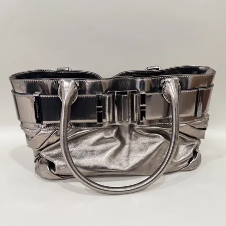 Väska Burberry Metallic Bronze Leather Healy Hobo 35x19x10cm beslag i metall samt metallic färgat läder nyskick kvittokuvert, dustbag ej orginal, inga övriga tillbehör
