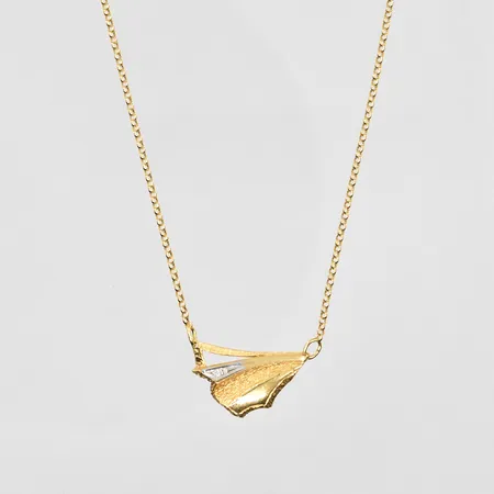 Collier ärtlänk med integrerat hänge och diamant 0,01ct, längd 42½cm, länkens bredd 1mm, gulguld/vitguld, 18K. Vikt: 5,1 g
