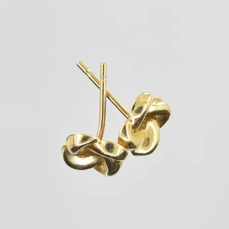 Diverse defekt guld, 14K. Vikt: 0,5 g