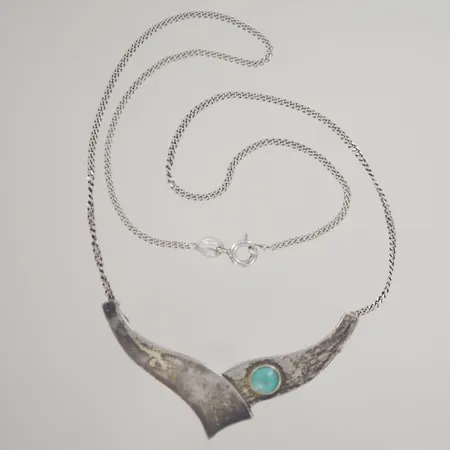 Collier med sten längd 42 cm, silver 925/1000 10gr  Vikt: 10 g