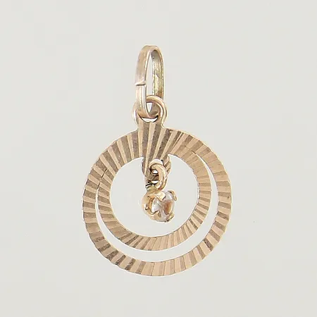 Hänge med vit sten 19,5x12mm ögla i 18K skev 14K Vikt: 0,4 g